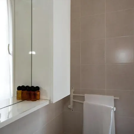 Appartement In Mit Garten